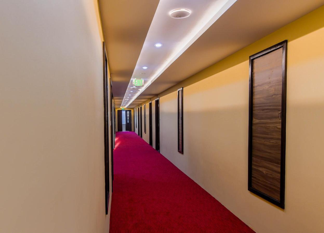 Hotel New Wave Mandalay Eksteriør billede